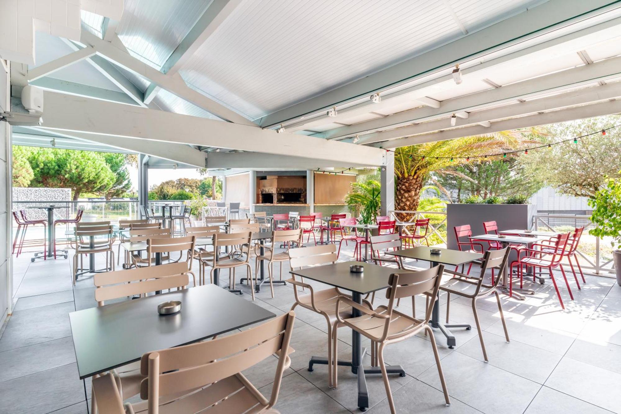 Abor Hotel, Mont De Marsan Saint-Pierre-du-Mont エクステリア 写真