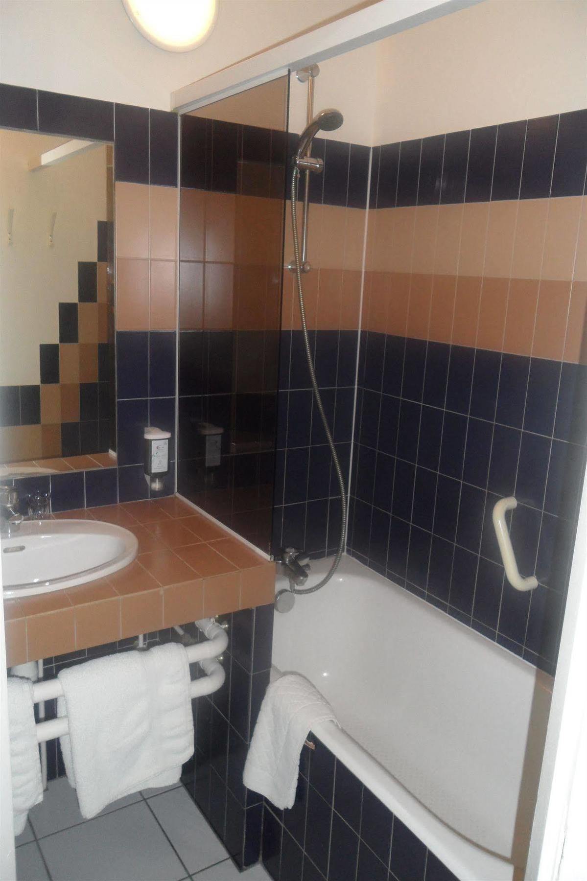 Abor Hotel, Mont De Marsan Saint-Pierre-du-Mont エクステリア 写真